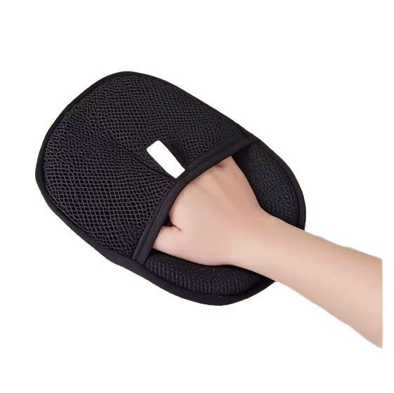 Grooming Glove for Pets — product image 9