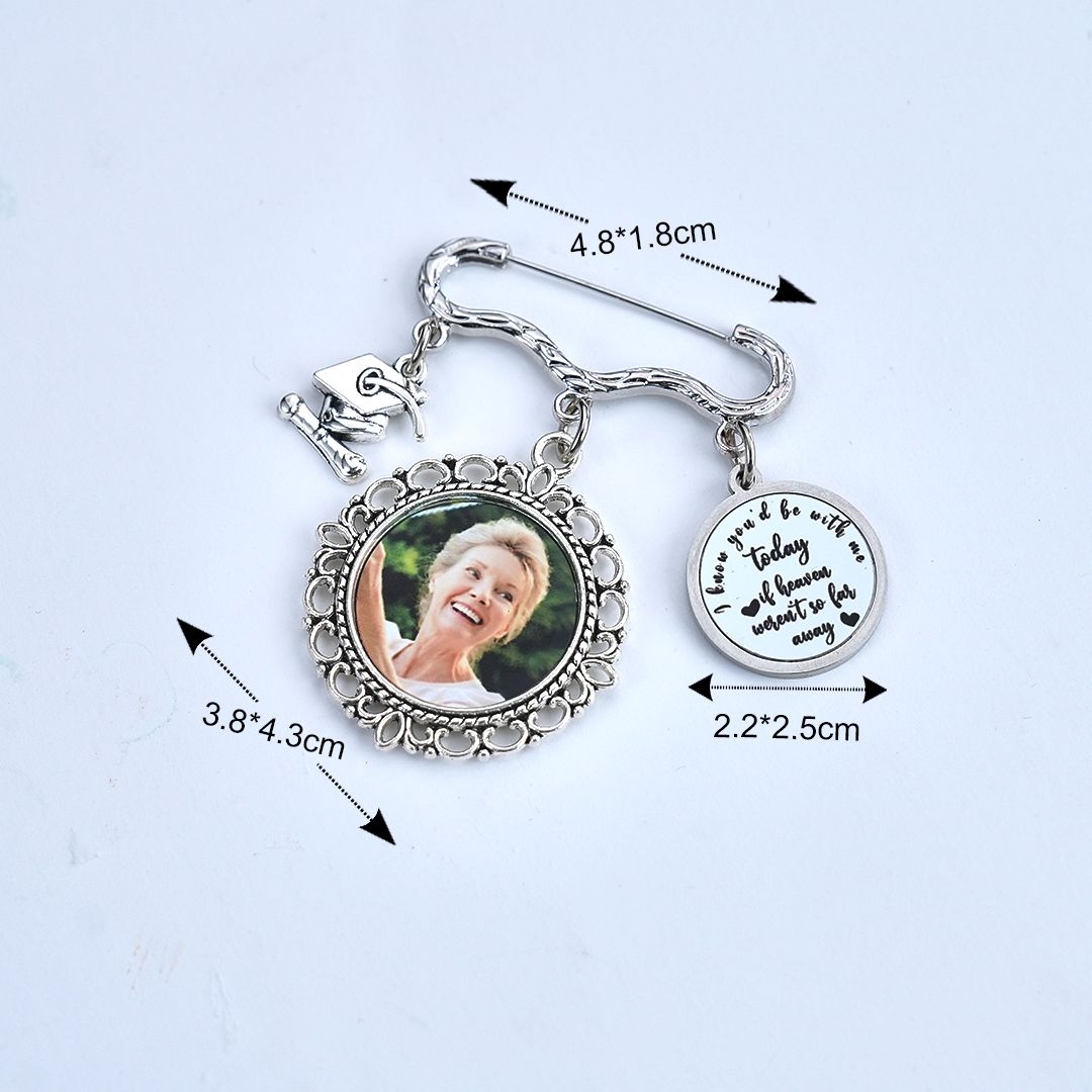 Personalized Graduation Cap Memorial Tassel Brooch Pin Grad Ceremony Sympathy Gift for Class of 2024 Graduates — product image 3