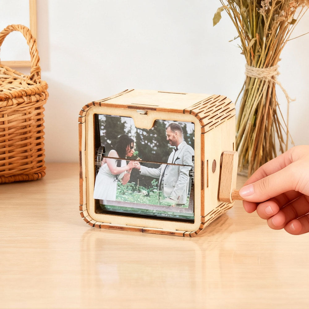 Custom 16 Photo Music Flipbook Wooden Album with Light — product image 5