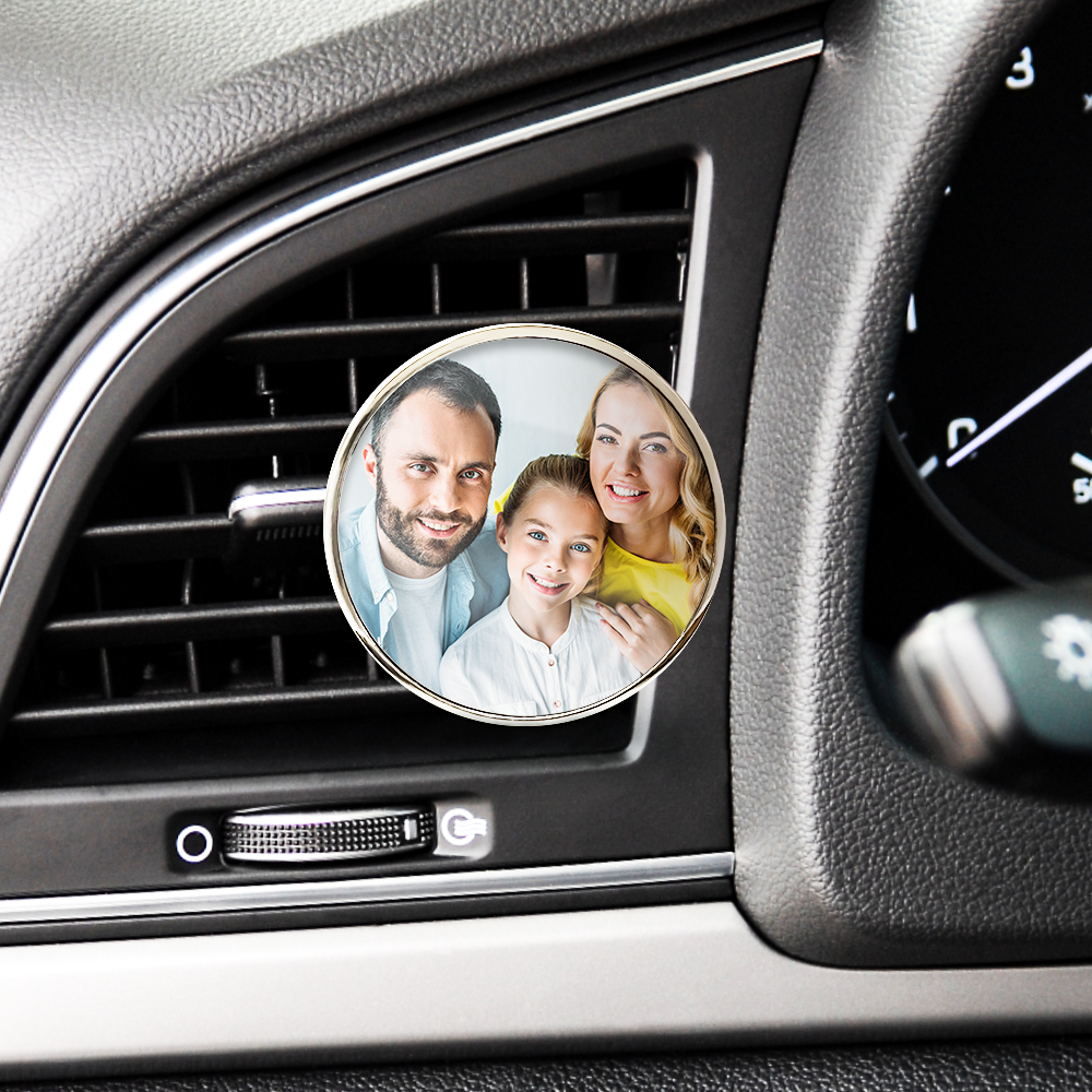 Custom Car Aromatherapy Essential Oil Diffuser Car Air Freshener Vent Clip — product image