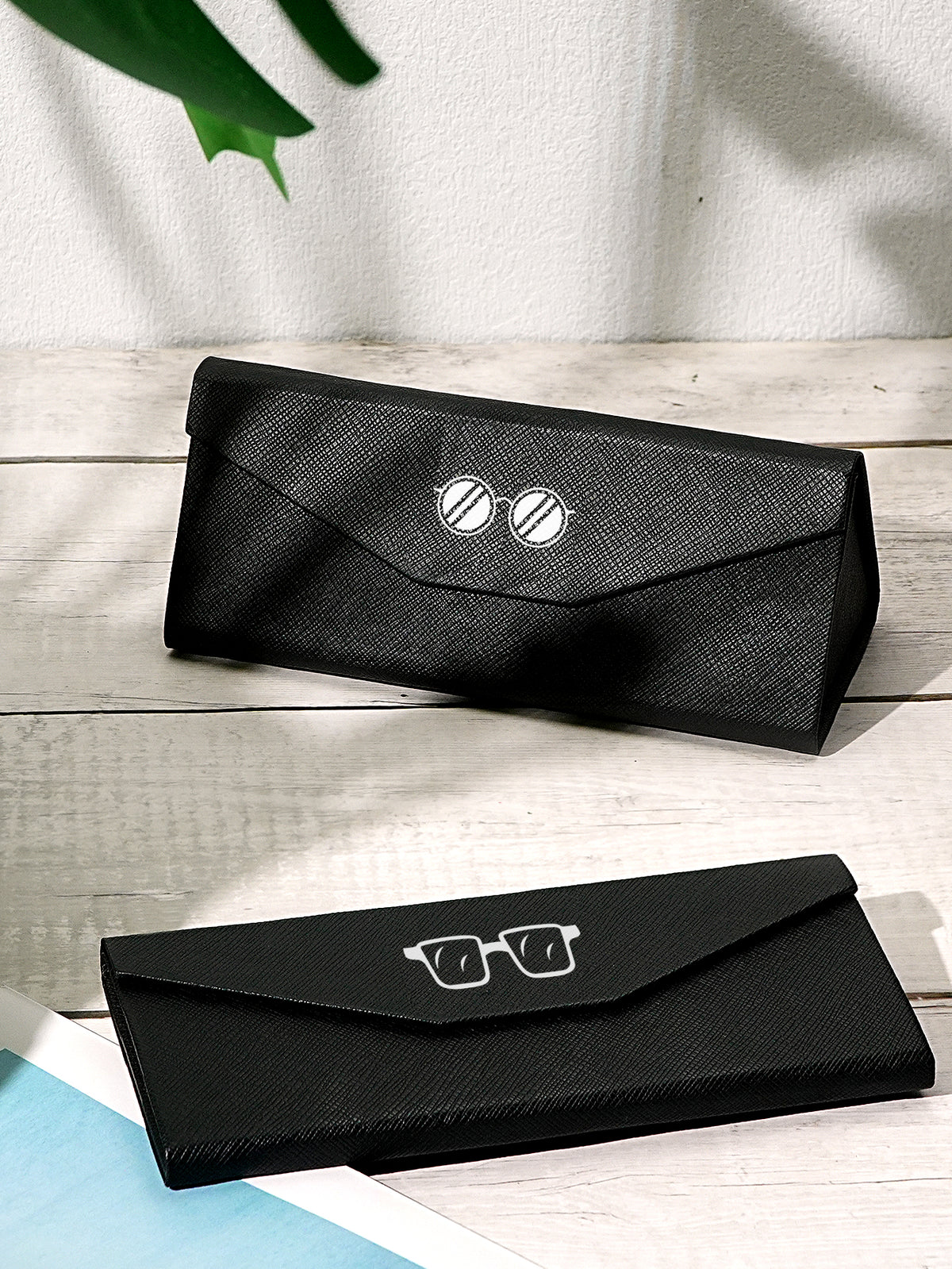 Custom Logo PU Leather Eyeglass Case – Birthday & Father’s Day Gift — product image 2